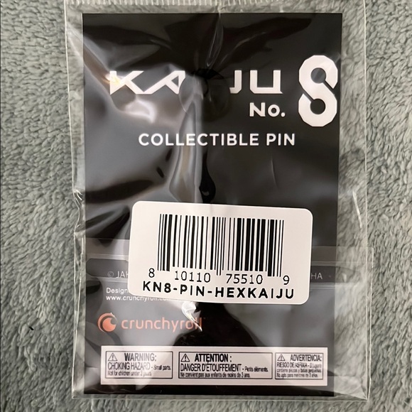 Kaiju No. 8 Collectible Pin - Picture 2 of 3